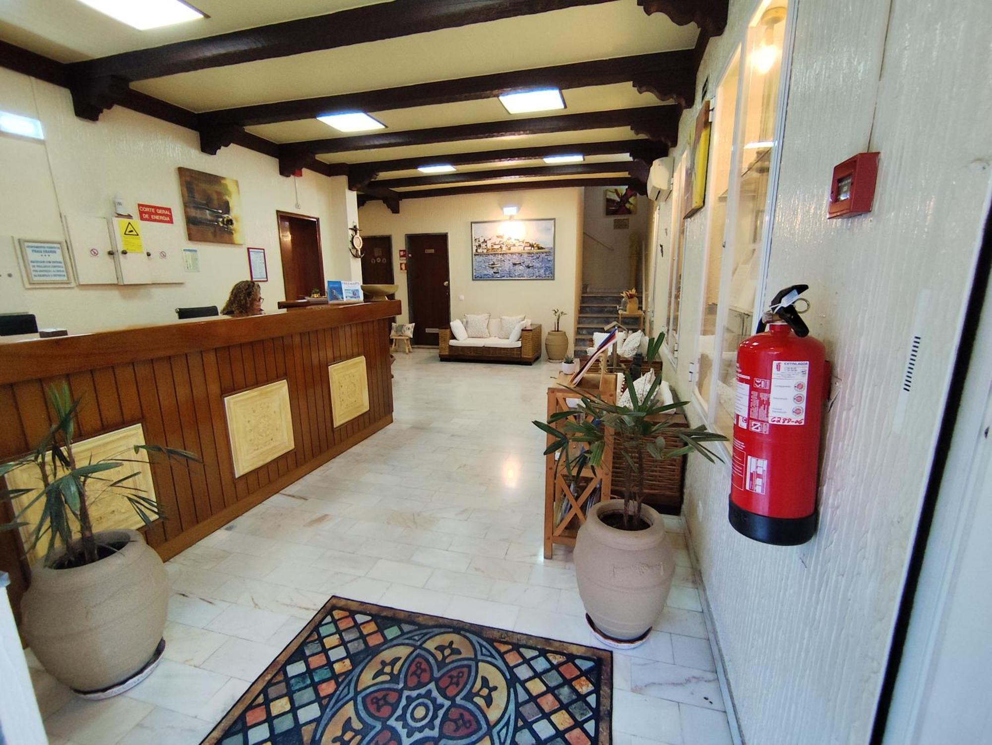 Apartamentos Turisticos Praia Grande Ferragudo  Exterior photo